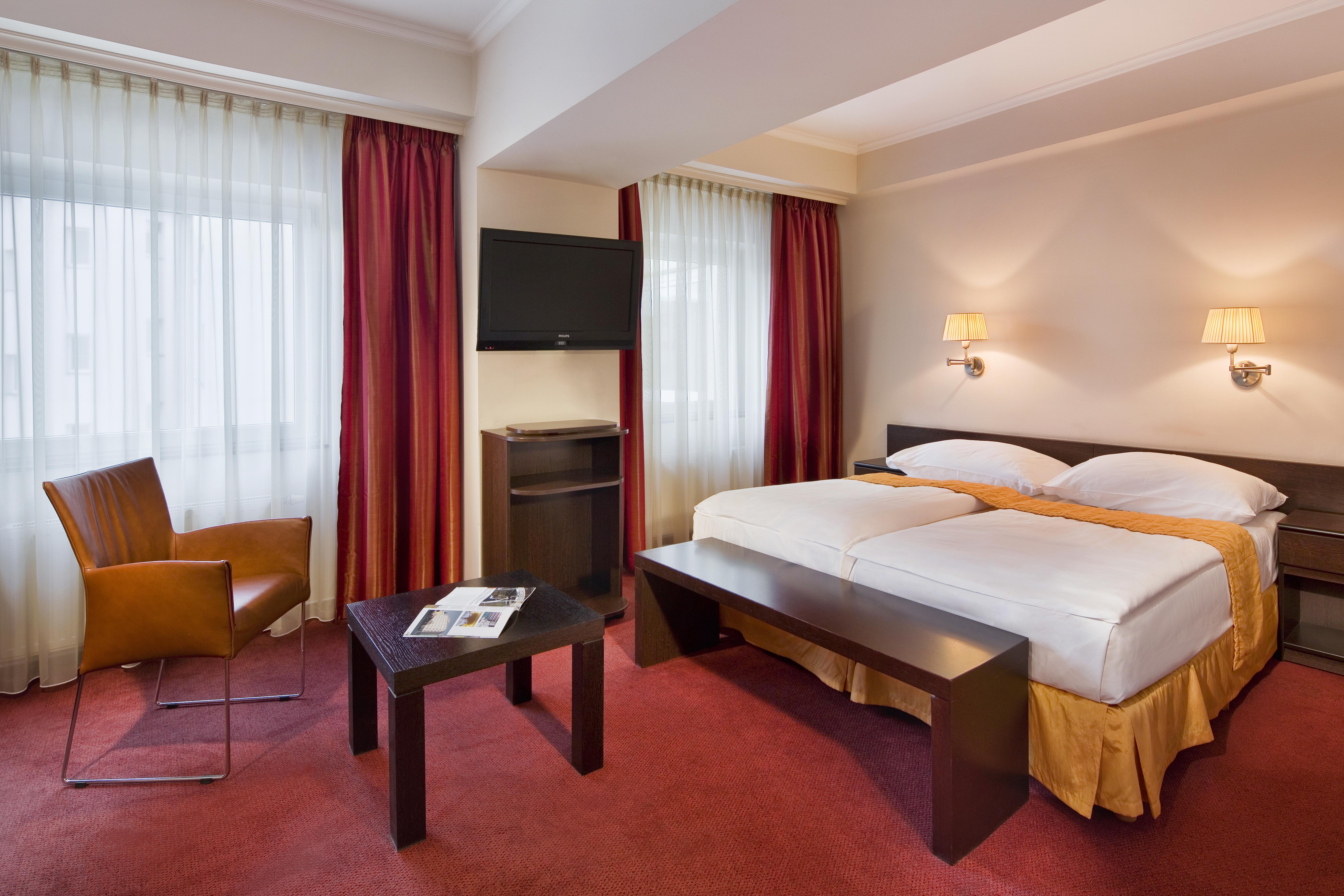 Imperial Hotel Ostrava Bagian luar foto