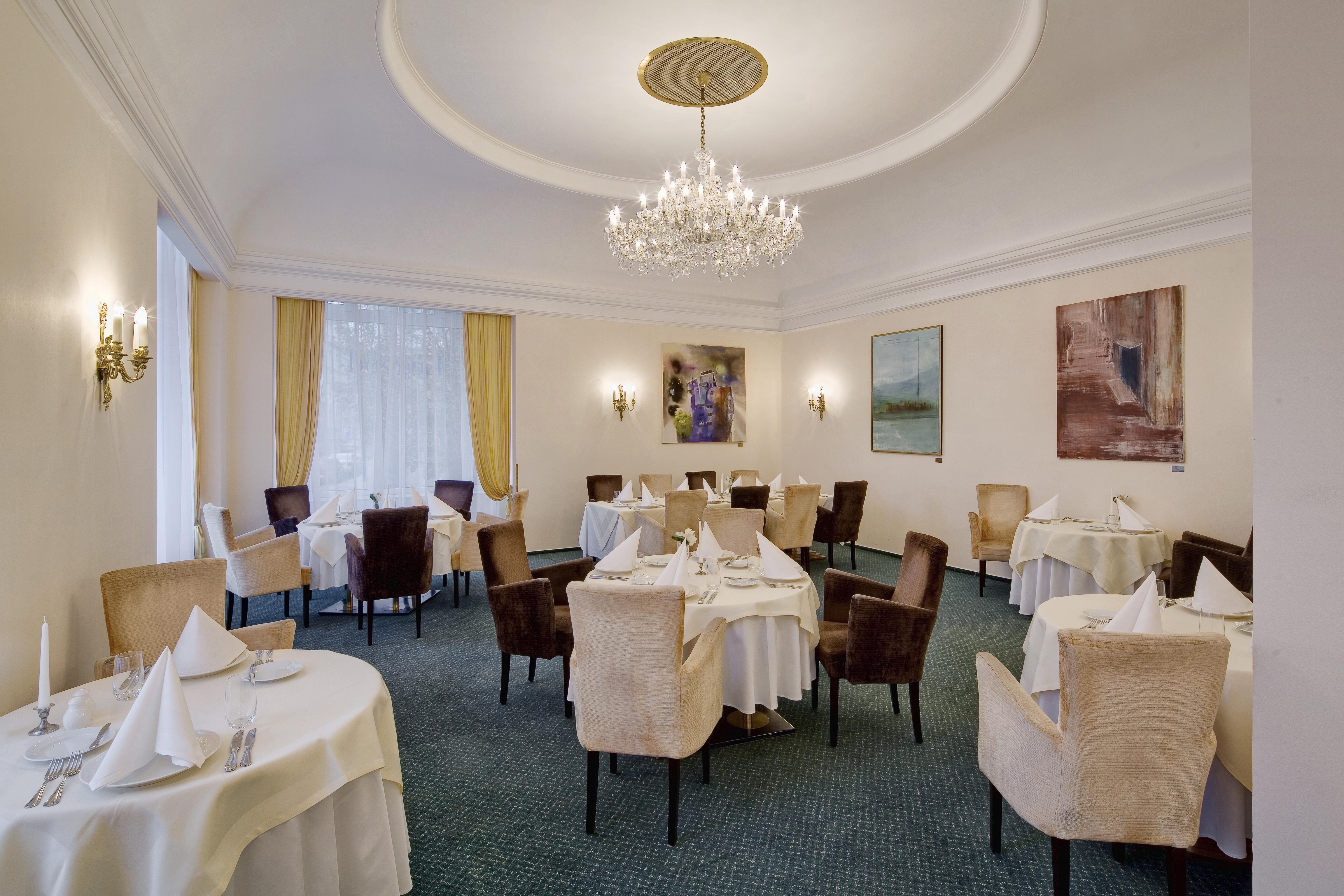 Imperial Hotel Ostrava Bagian luar foto