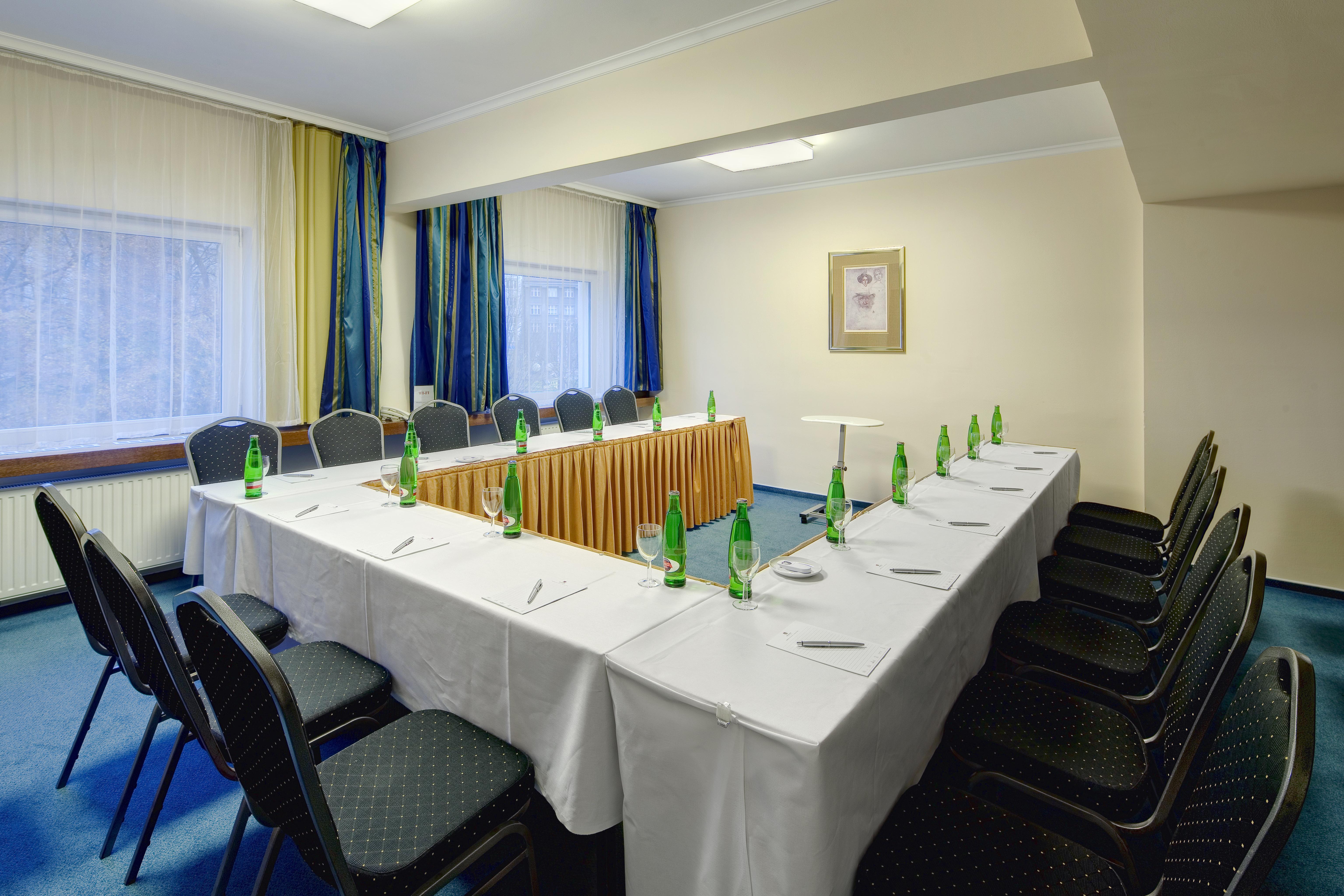 Imperial Hotel Ostrava Bagian luar foto
