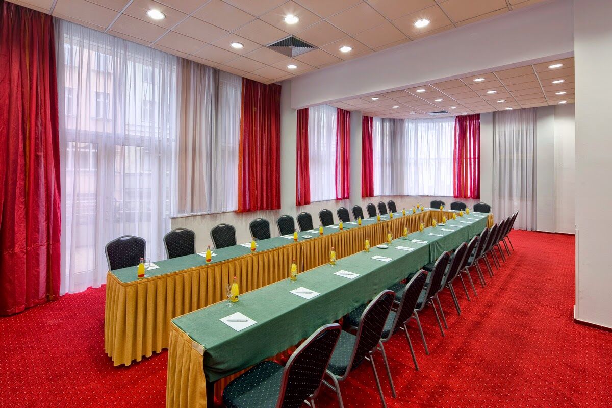 Imperial Hotel Ostrava Bagian luar foto